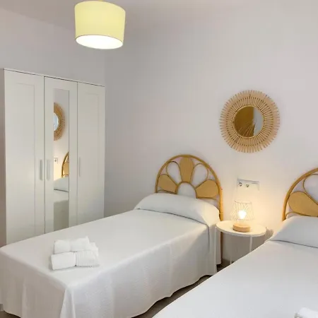 Villa Adosado Con Piscina A 5 Minutos De La Playa *
